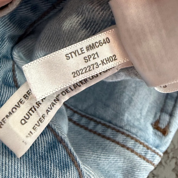 Madewell Relaxed Denim Shorts in Cedarcroft Wash - Picture 11 of 11